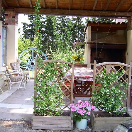 בית נופש Maison Iris Villeneuve-lès-Montréal