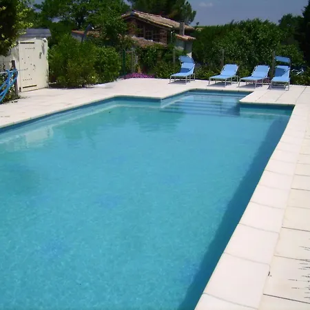 בית נופש Maison Iris *